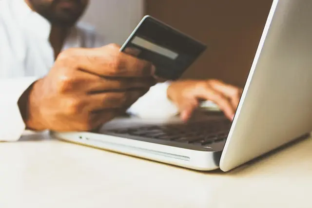 Les impacts des changements économiques sur le e-commerce